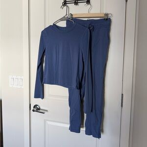 lululemon Long Sleeve TOP